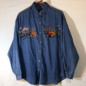 Solutions original shirt women’s size large